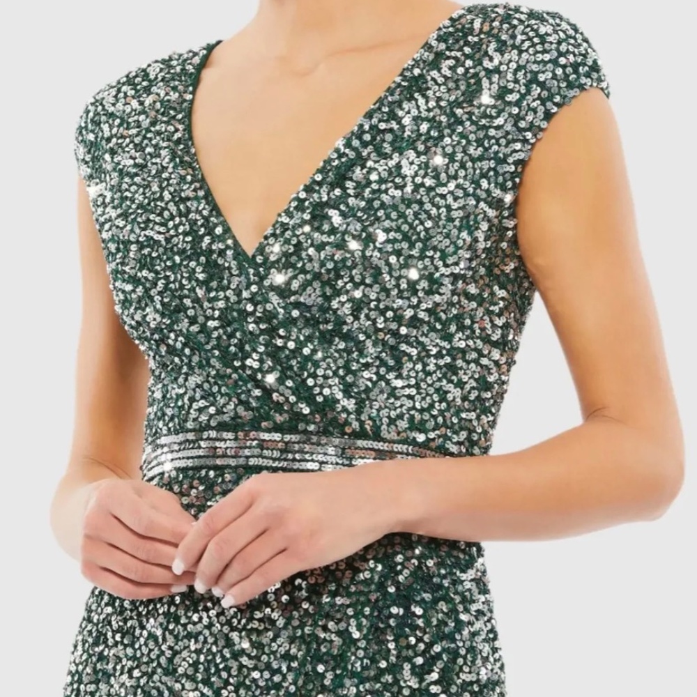 NWT MAC DUGGAL Forest Green Cap Sleeve Sequined High Slit Gown - 4 - Picture 4 of 8